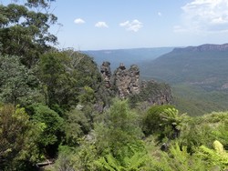 5205 Three Sisters